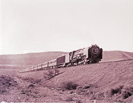 "Laingsburg, 1957. SAR Class 25 with Blue Train approaching from the Geelbek side."