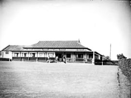 Port Elizabeth, 1929. Golf clubhouse.