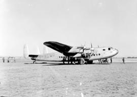 Johannesburg, September 1945. Arrival of BOAC Avro York G-AGNR at Palmietfontein.