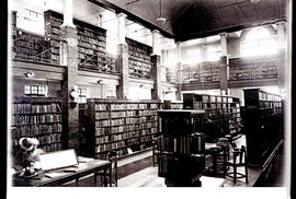 Natal, 1933. Interior of library.