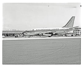 Port Elizabeth, 1968. HF Verwoerd airport. SAA Boeing 737 ZS-SBL 'Pongola'.
