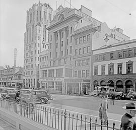 Johannesburg, 1935. Tall commercial building.