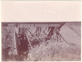 Circa 1900. Anglo-Boer War. Umbarane bridge.