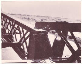 Circa 1900. Anglo-Boer War. Modder River bridge showing one girder below the other.