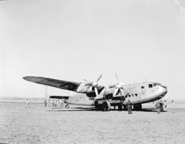 Johannesburg, September 1945. Palmietfontein. Arrival of BOAC Avro York G-AGNR.