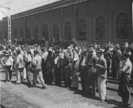Durban, 1 December 1936. Arrival of first electric locomotive at Durban Platform 6. Crowd waiting.