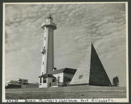 Port Elizabeth, 1950. Donkin Memorial and lighthouse.