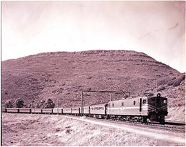 De Doorns district, 1964. SAR Class 4E with passenger train near Osplaas.