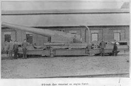 Circa 1901. Gun mounted in CGR Well Base wagon later SAR Type U-7. (Publication on armoured train...