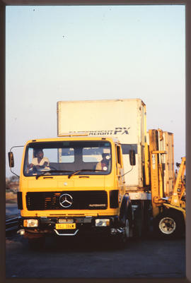 Johannesburg, 1989. SAR Leyland truck with container.