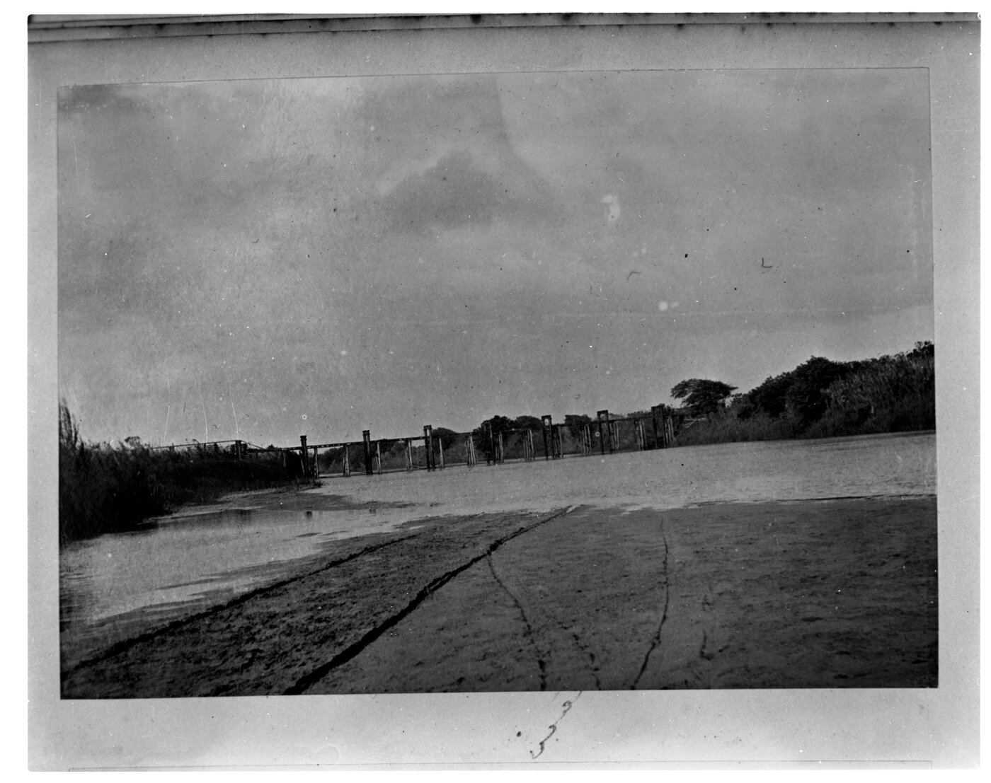 Circa 1902. Construction Durban - Mtubatuba: Umvolosi Bridge under ...