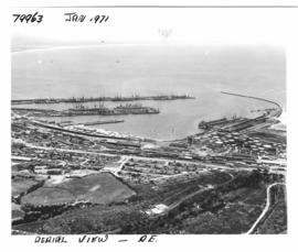Port Elizabeth, January 1971. Aerial view of Port Elizabeth Harbour.