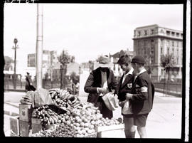 Johannesburg, 1935. Fruit vendor on Rissik Street.