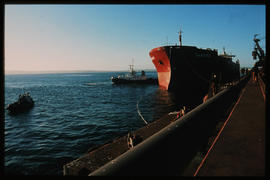 Saldanha, September 1979. Loading ore into ore carrier at Saldanha Bay Harbour. [Ria Liebenberg]