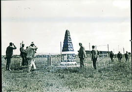 Colenso, 1922. Monument to Lieutenant Frederick Roberts.