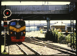 Johannesburg, 1985. SAR Class 5E1 Srs 5 with Drakensberg passenger train entering Park Station.