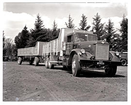 
SAR Diamond T truck No MT14533 with SAR trailer No BT22451.
