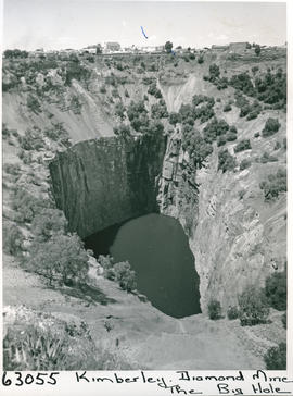 Kimberley, 1954. Big Hole. Diamond mine.