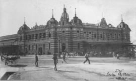 Durban, 1898. Railway station and NGR offices.