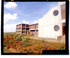 Bapsfontein, December 1982. Administration building at Sentrarand. [T Robberts]