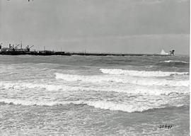Port Elizabeth, 1927. Breakwater.