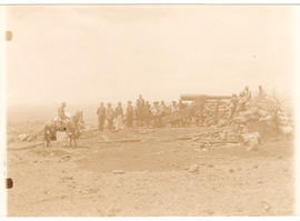 Circa 1900. Anglo-Boer War. Long Tom on Pepworth Hill, Ladysmith.
