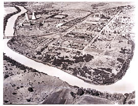 Colenso, 1949. Aerial view of town, power station and Tugela river.