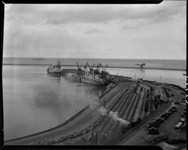 Port Elizabeth, 1948. Ships berthed in harbour.