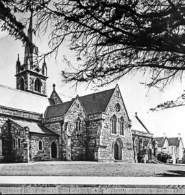 Port Elizabeth, 1935. Holy Trinity church.
