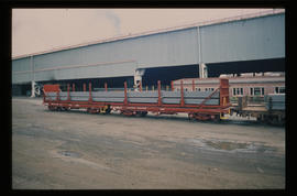 Witbank, 1981. SAR type SF-1 double wagon loaded with profiled steel beams. [Ria Liebenberg]