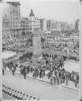 Johannesburg, 1 April 1947. Parade at the Cenotaph.