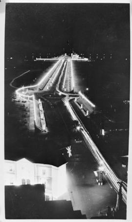 Cape Town, 1947. Floodlit road to Table Bay harbour.