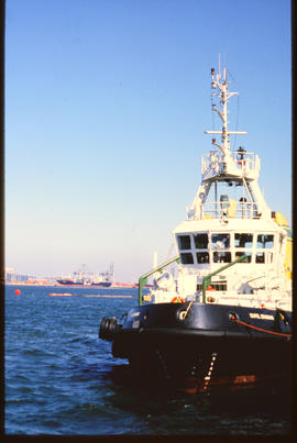 Durban, July 1986. SAR tug 'Dupel Erasmus' in Durban Harbour. [Z Crafford]