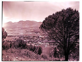 Paarl, 1947. View of town from Mountain Drive.