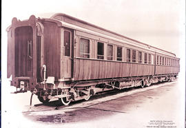 
SAR articulated teak-bodied saloon Type C-22 used initially on Union Express and Union Limited.
