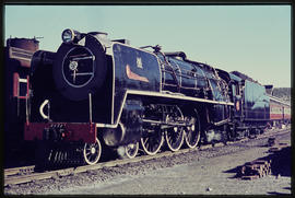 SAR Class 16E No 859 with winged plate 'City of Bloemfontein'.