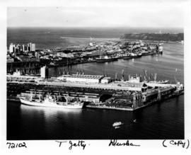 Durban, 1962. 'T' jetty in Durban Harbour.