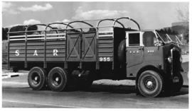 Circa 1926. SAR Leyland Hippo truck No MT955.