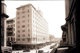 Johannesburg, 1932. City street.