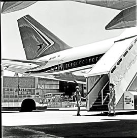 
SAA Boeing 747 ZS-SAN 'Lebombo' showing rear stairs.
