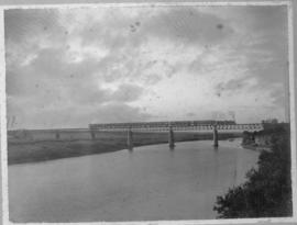 Vereeniging, 1904. President Kruger's funeral train on the bridge over the Vaal River.