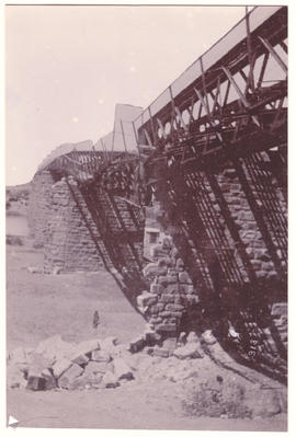 Circa 1900. Anglo-Boer War. Modder River bridge showing position where charge was placed at foot ...