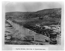 Circa 1902. Construction Durban - Mtubatuba: Erecton of Tugela Bridge superstructure. (Album on Z...