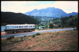 
SAR Mercedes Benz tour bus roadside stop.
