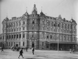 Durban, before 1910. NGR Station building.