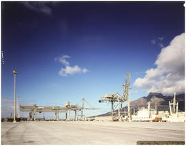 Cape Town, July 1977. BJ Schoeman container dock in Table Bay harbour. [JV Gilroy]