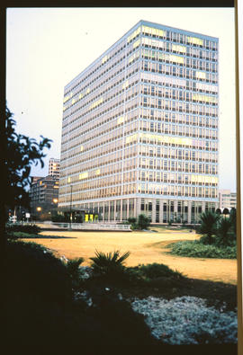 Johannesburg, July 1987. Paul Kruger building. [T Robberts]