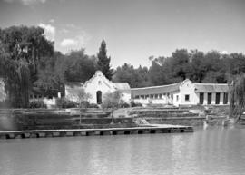 Parys, 1939. Resort on river bank.