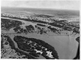 Upington. Aerial view of railway bridge over the Orange River.