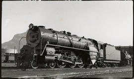 Cape Town, 1954. SAR Class 16E No 854.